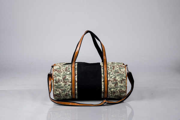 Wholesale cotton duffle bags for US distributors, retailers, and promotional merchandise programs by Indian Craft Supply